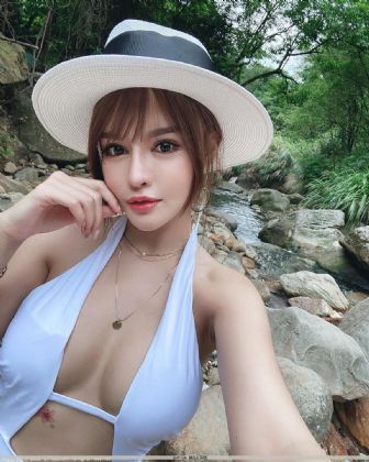 偷香情缘