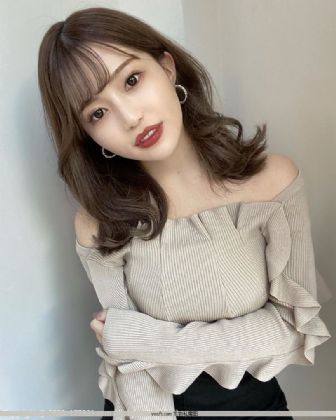 校园枫叶红