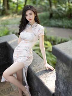 邻里互助相亲相爱