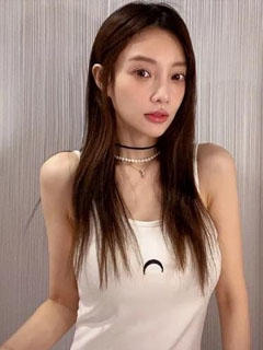 混在女帝身边的假太监