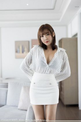 在厕所里给我口交的女同学竟是我的情敌