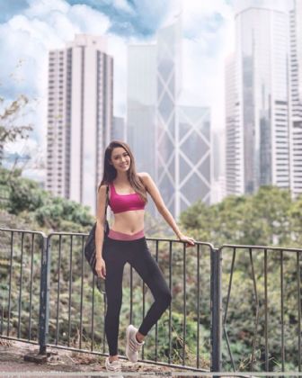 我和朋友的妈妈月梅