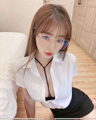 女友小薇